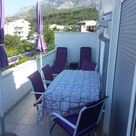 Apartmani Nima Tučepi エクステリア 写真