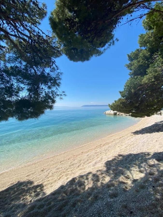 Apartmani Nima Tučepi エクステリア 写真